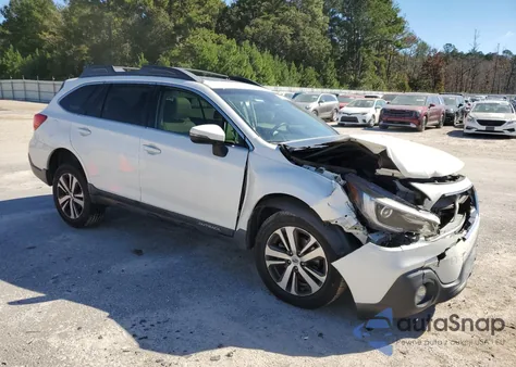 2019 Subaru Outback 3.6R Limited из США, поврежденный, VIN 4S4BSENC6K3284007
